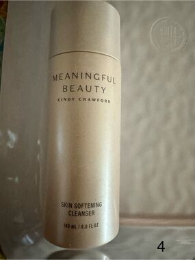 Meaningful Beauty Skin Softening Cleanser — Champagne Pearl